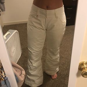 White Under Armour Insulated ski pants